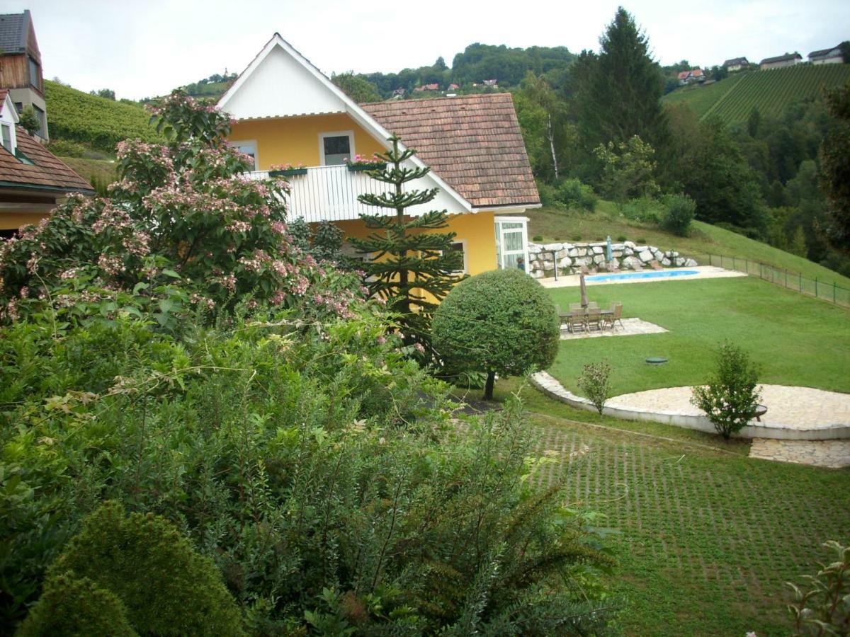 Gaestehaus Maxltoni Kitzeck im Sausal Exterior foto